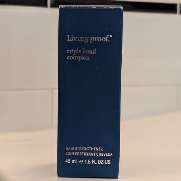 Living Proof Triple Bond Complex - Picture 2 of 2